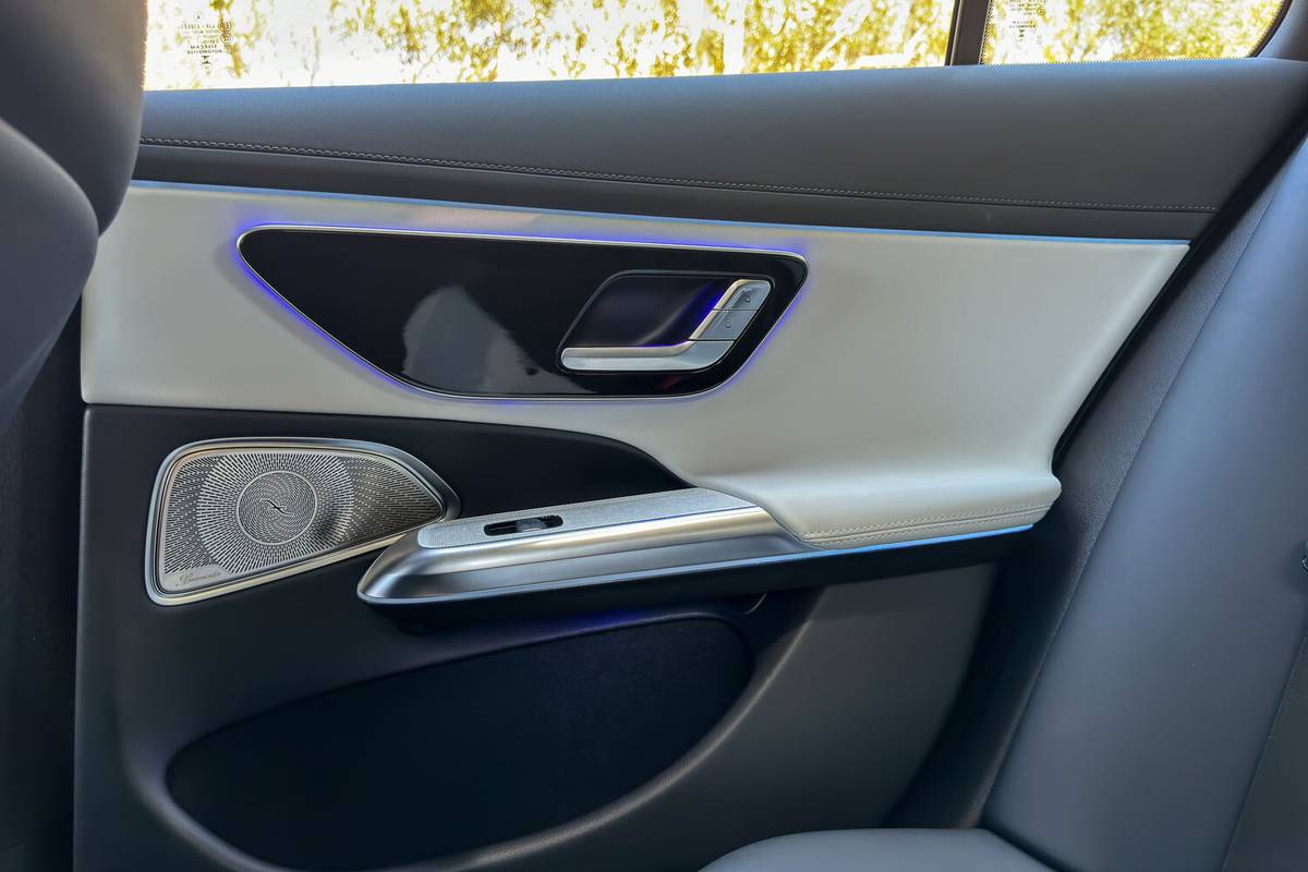 mercedes amg e53 2026 33 interior door 1 jpg