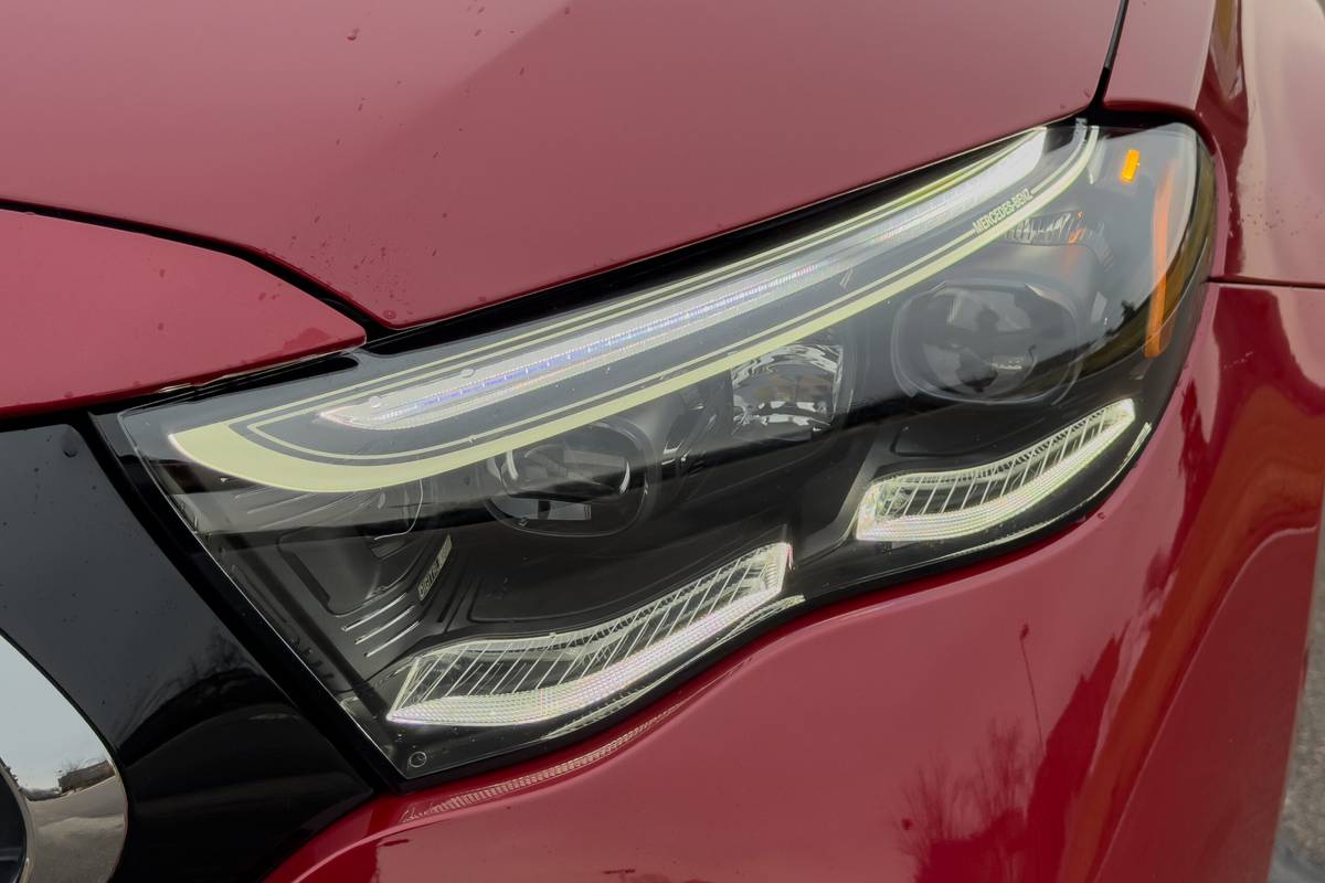 mercedes amg e63 wagon 2026 05 exterior headlight scaled jpg