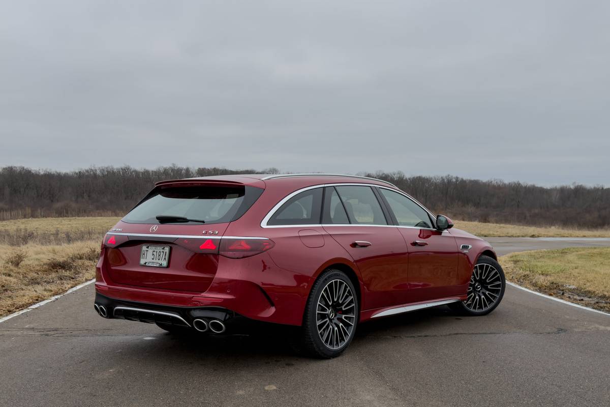 mercedes amg e63 wagon 2026 11 exterior rear angle scaled jpg