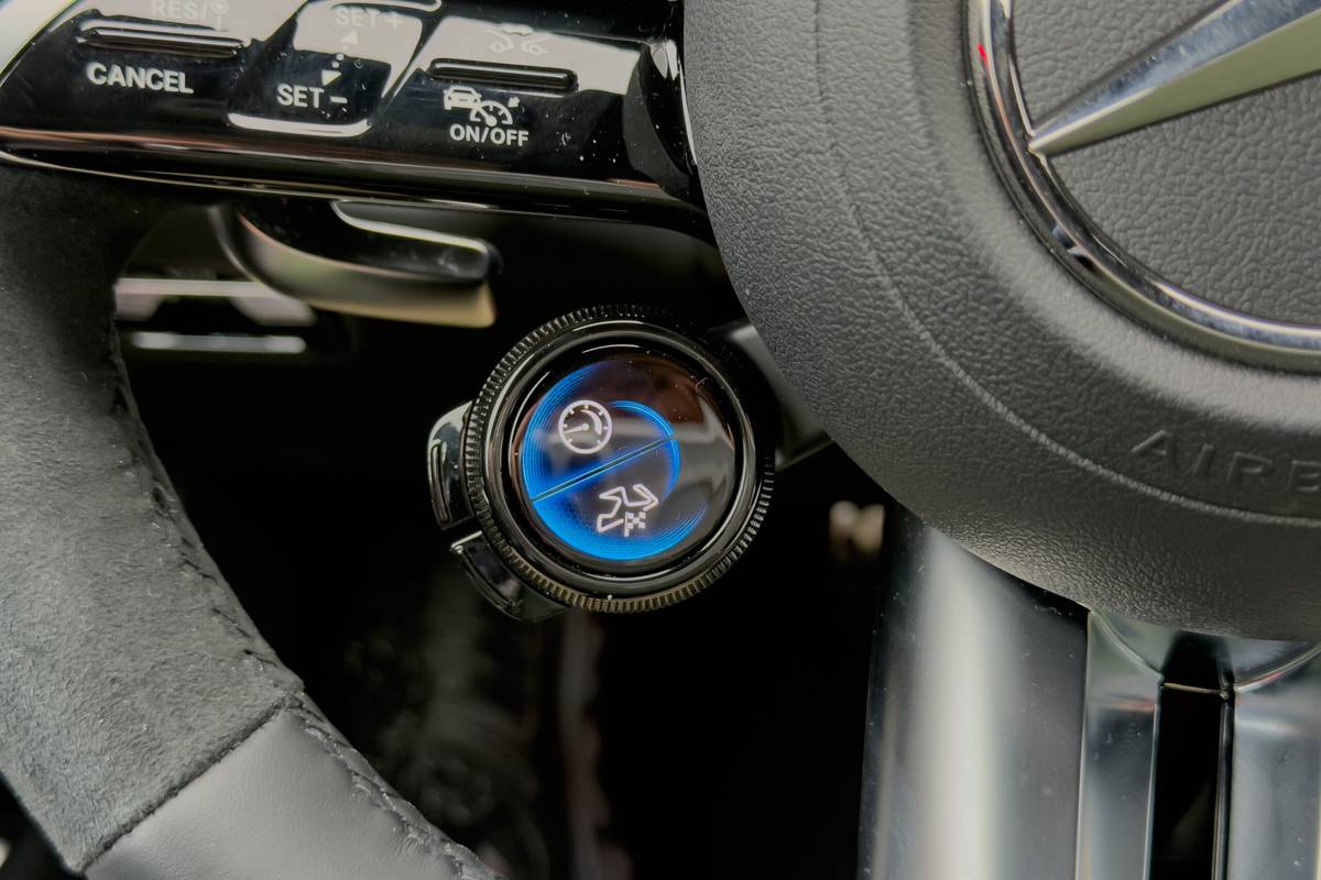 mercedes amg e63 wagon 2026 28 interior steering wheel controls scaled jpg