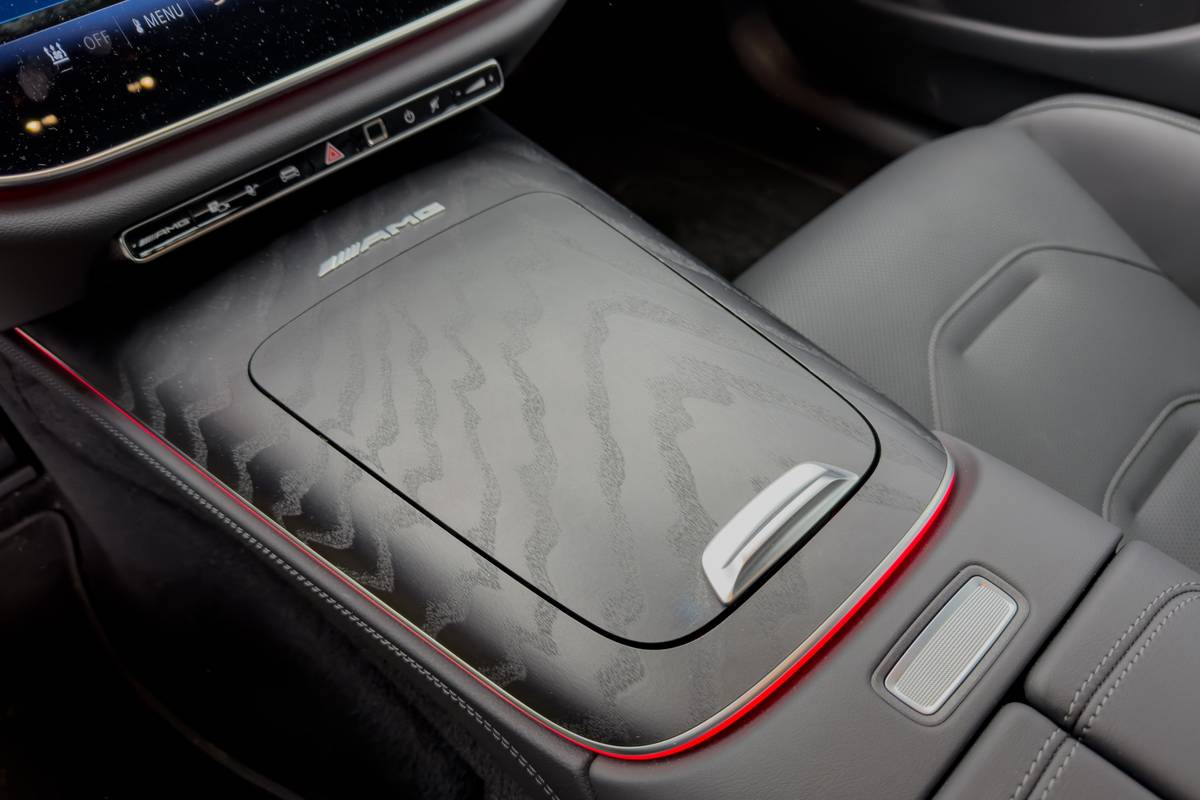 mercedes amg e63 wagon 2026 42 interior center console jpg