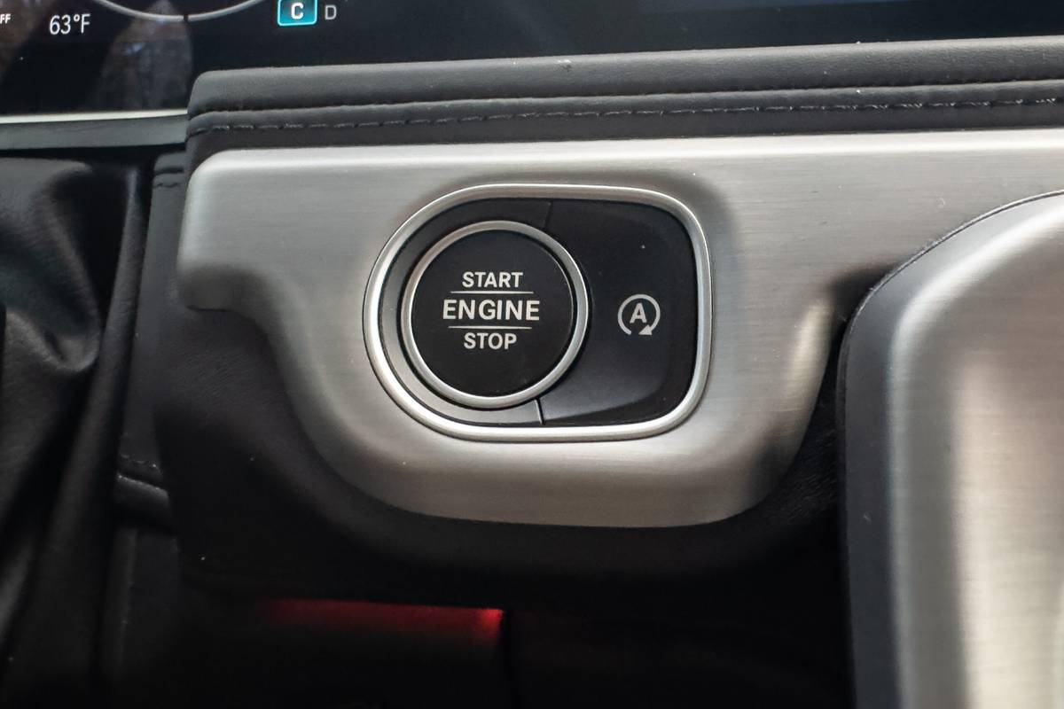 mercedes amg g63 2025 32 interior start stop scaled jpg