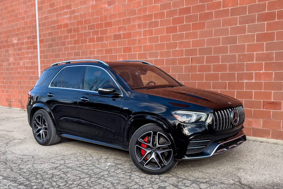 mercedes amg gle53 2022 01 black exterior front angle suv scaled jpg
