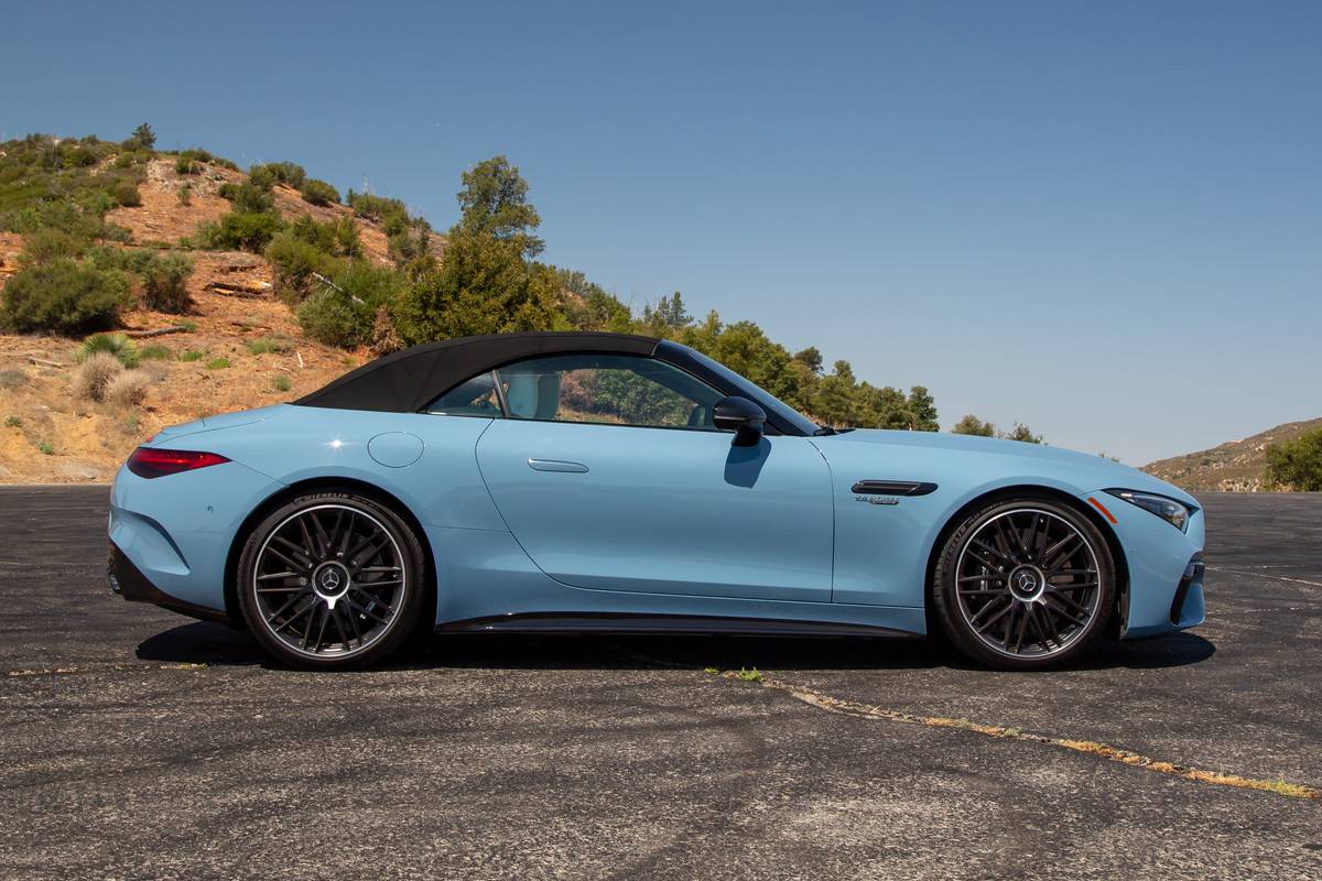 mercedes amg sl63 s e performance 2025 09 exterior profile jpg