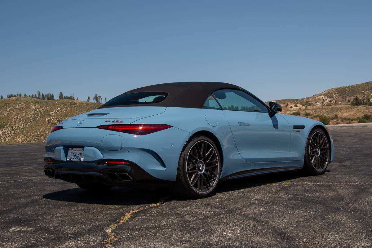 mercedes amg sl63 s e performance 2025 15 exterior rear angle jpg