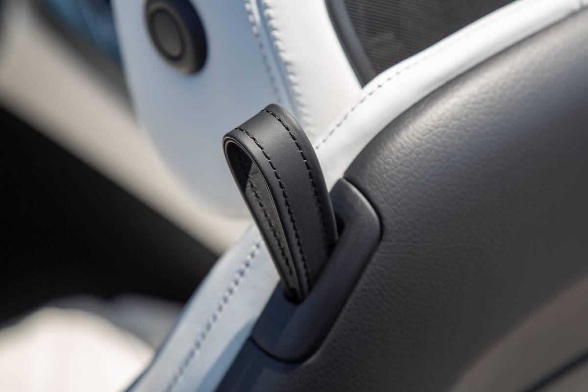 mercedes amg sl63 s e performance 2025 25 interior seat detail jpg