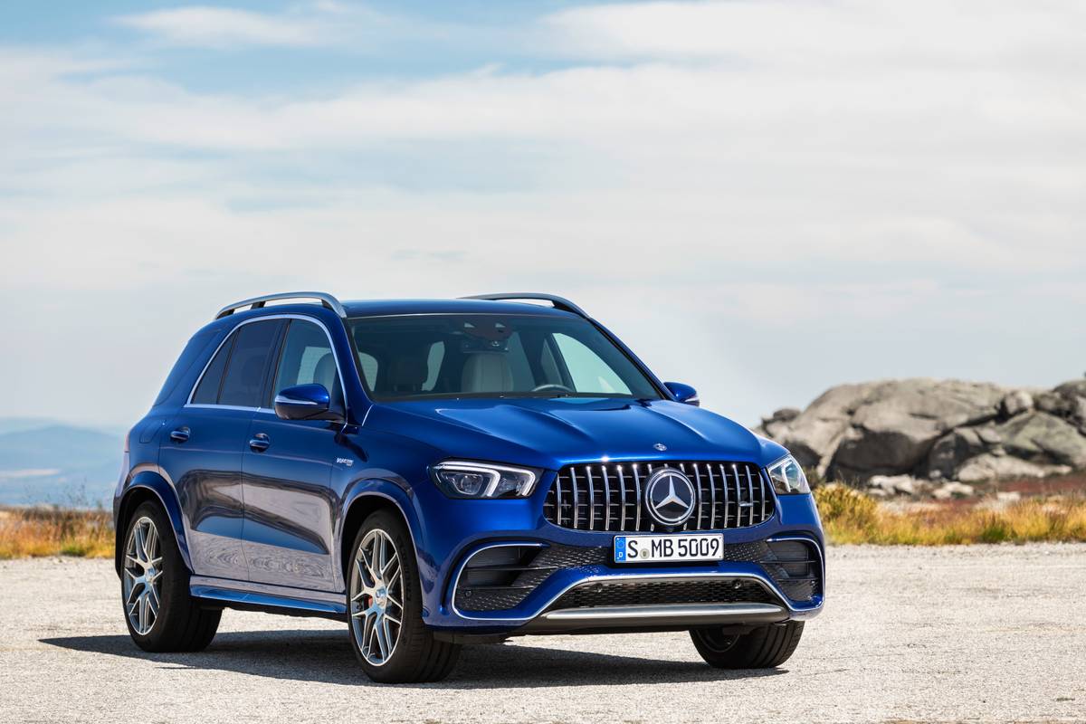 Mercedes Unveils AMG GLS63 and GLE63 S Performance SUVs in L.A. | Cars.com