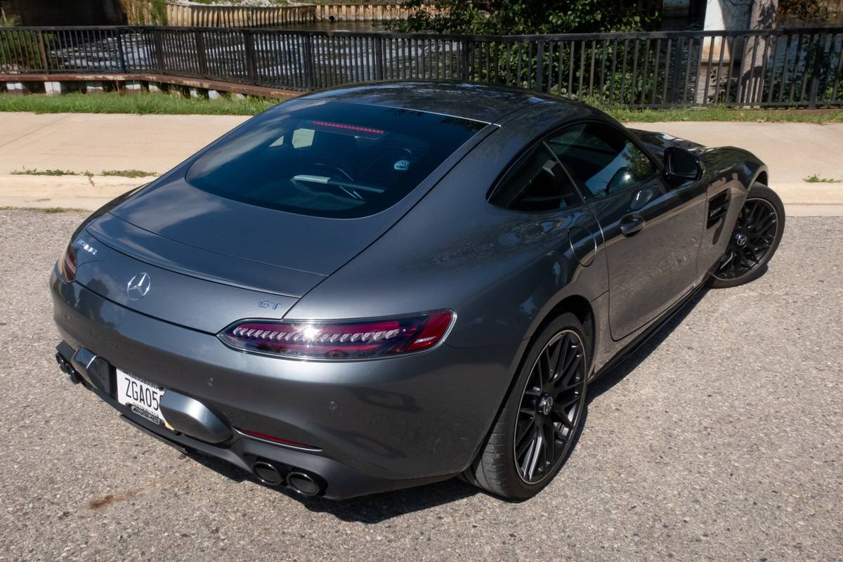 Mercedes Amg Gt Coupe 5 Standout Features In This Standout Car News Cars Com