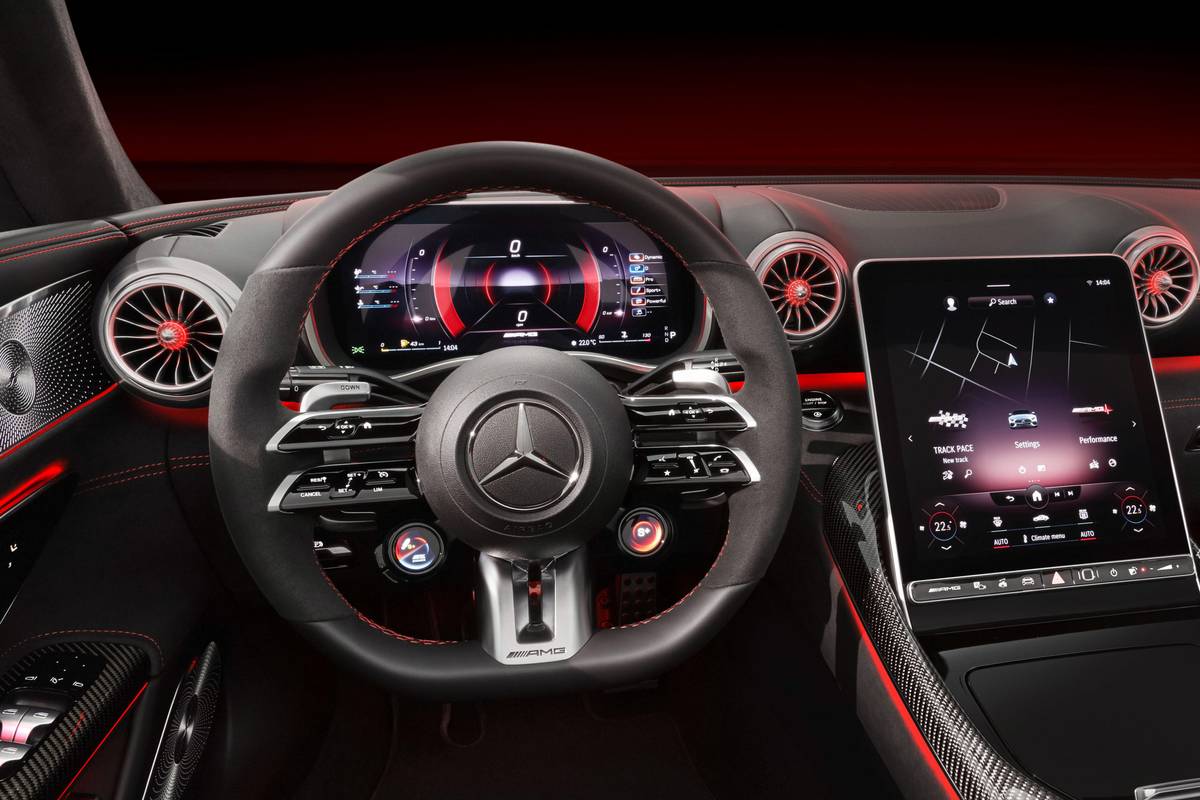 mercedes benz amg sl 2022 019 center stack display convertible coupe interior steering wheel scaled jpg