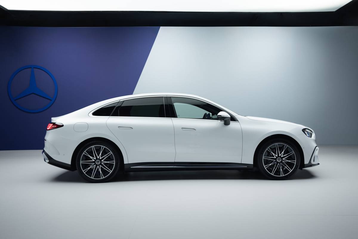 2027 Mercedes-Benz C400 Electric