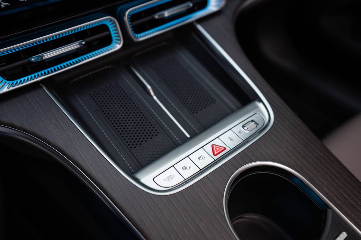 2027 Mercedes-Benz C400 Electric