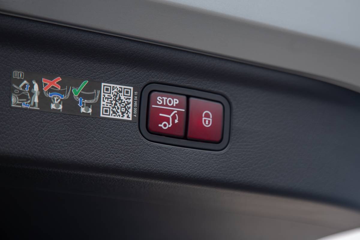 2026 Mercedes-Benz EQE 320+