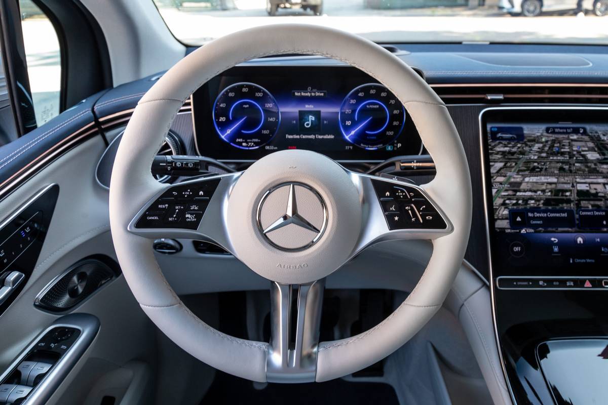 mercedes benz eqe 500 suv 2023 24 interior steering wheel scaled jpg