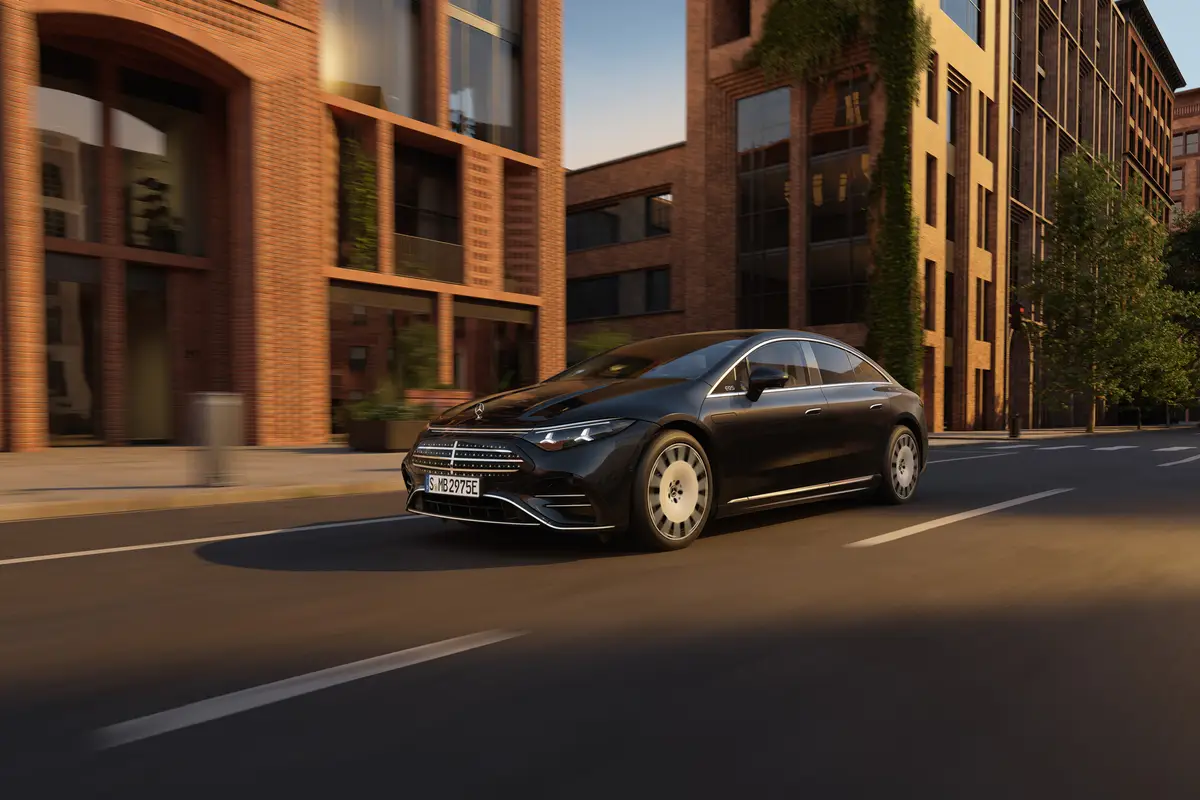 mercedes-benz-eqs-2027-exterior-oem-04