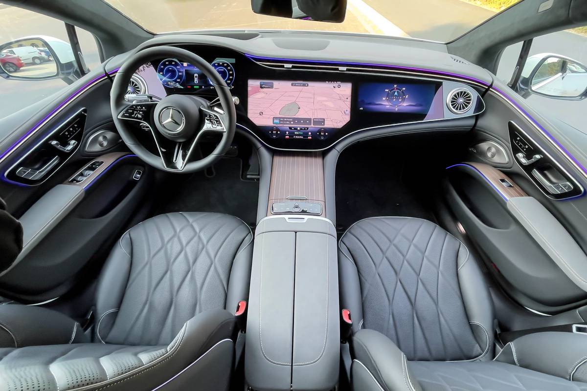 mercedes benz eqs 580 4matic 2022 08 center stack display front seat interior sedan wheel scaled jpg