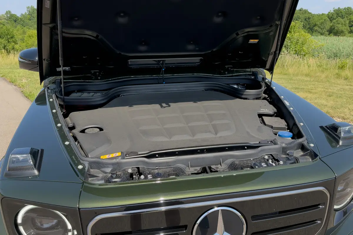 mercedes benz g580 with eq technology 2025 09 interior frunk scaled jpg