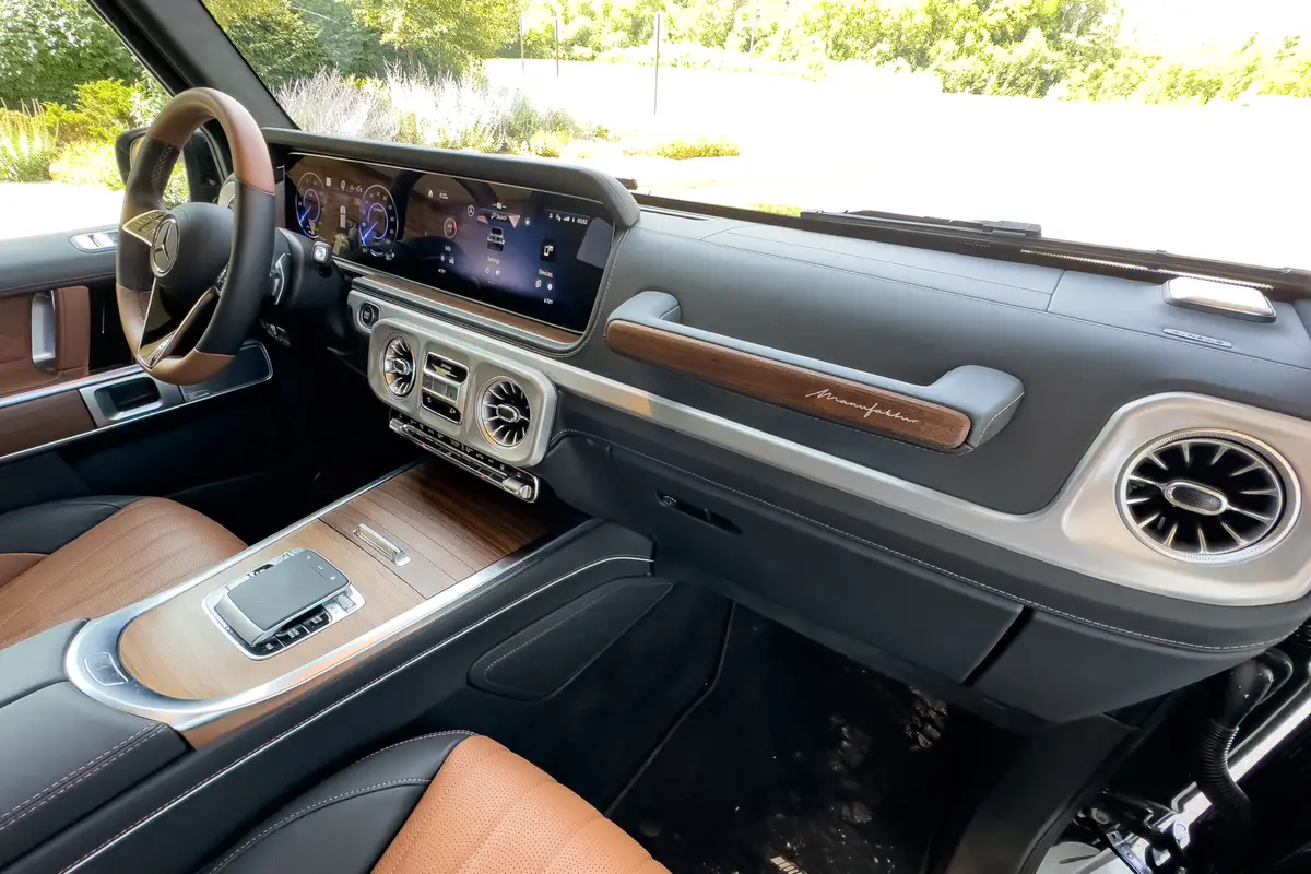 mercedes benz g580 with eq technology 2025 17 interior front row scaled jpg
