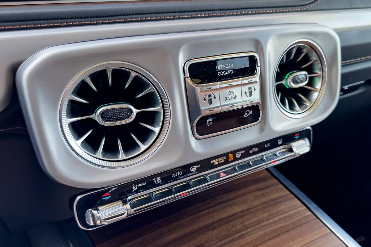 mercedes benz g580 with eq technology 2025 27 interior climate control scaled jpg