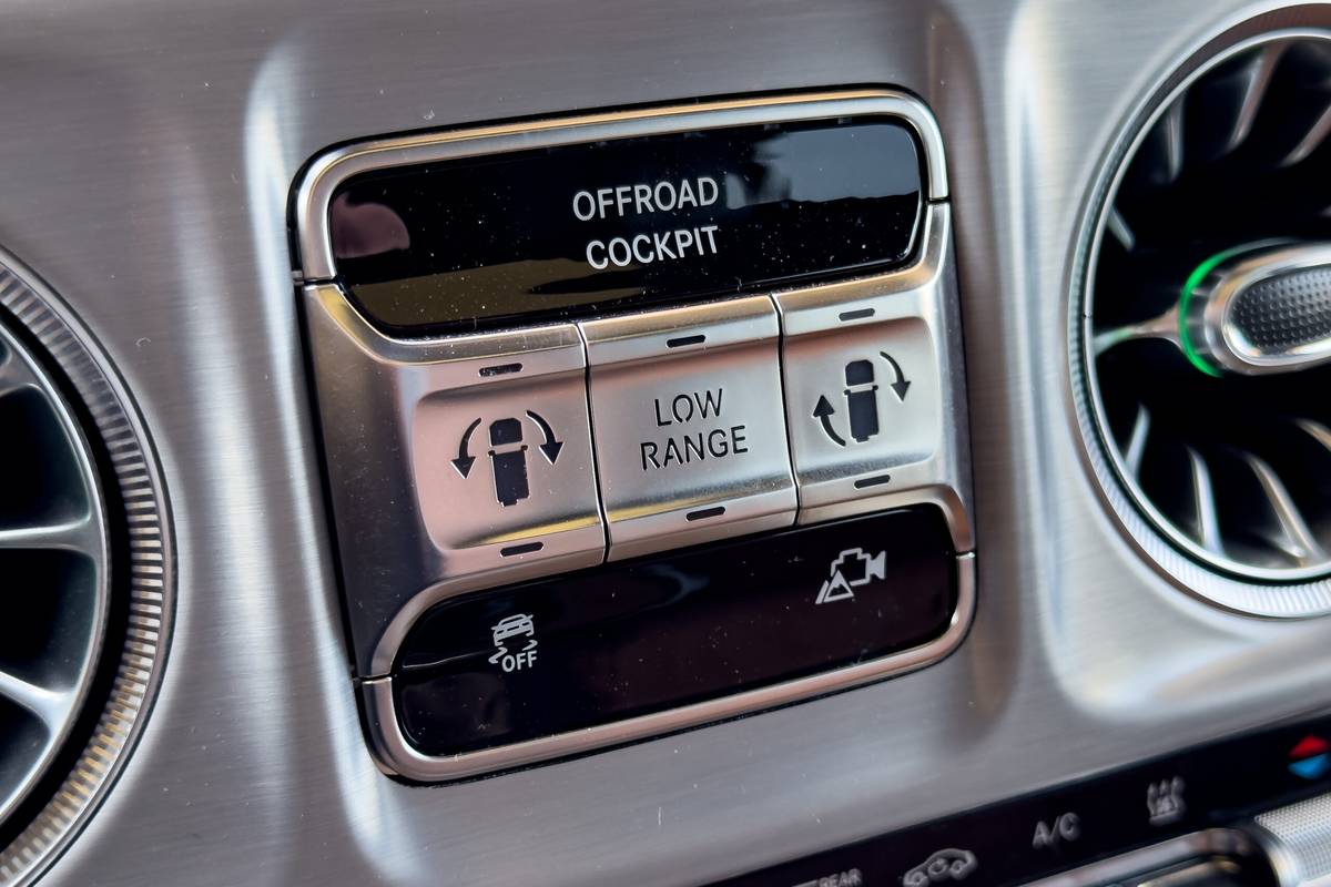 mercedes benz g580 with eq technology 2025 28 interior dashboard controls scaled jpg