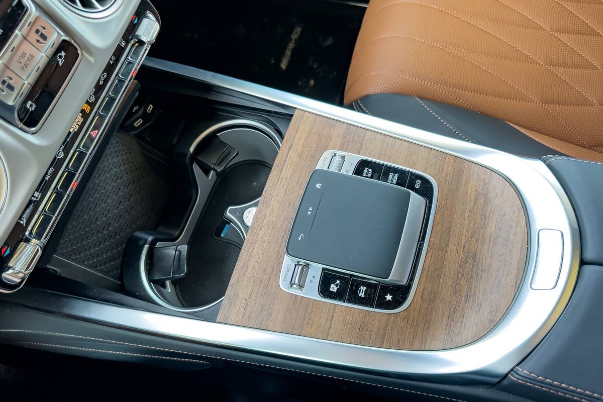 mercedes benz g580 with eq technology 2025 29 interior center console scaled jpg