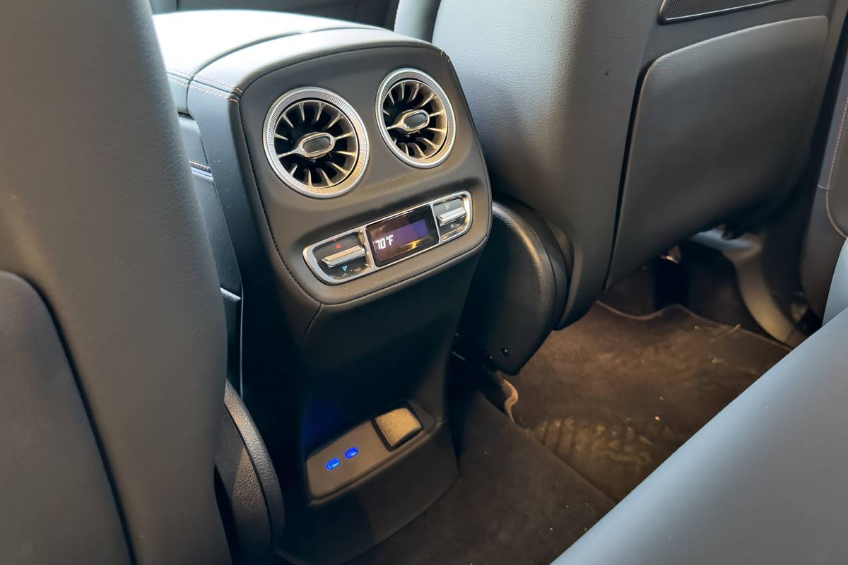 mercedes benz g580 with eq technology 2025 40 interior backseat climate control scaled jpg