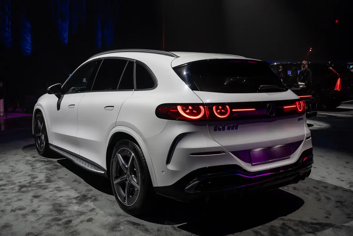 mercedes benz glc with eq technology 2027 08 exterior rear angle scaled jpg