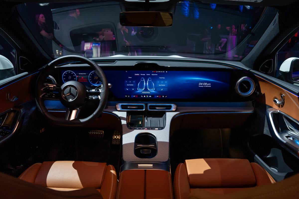 mercedes benz glc with eq technology 2027 12 interior front row scaled jpg