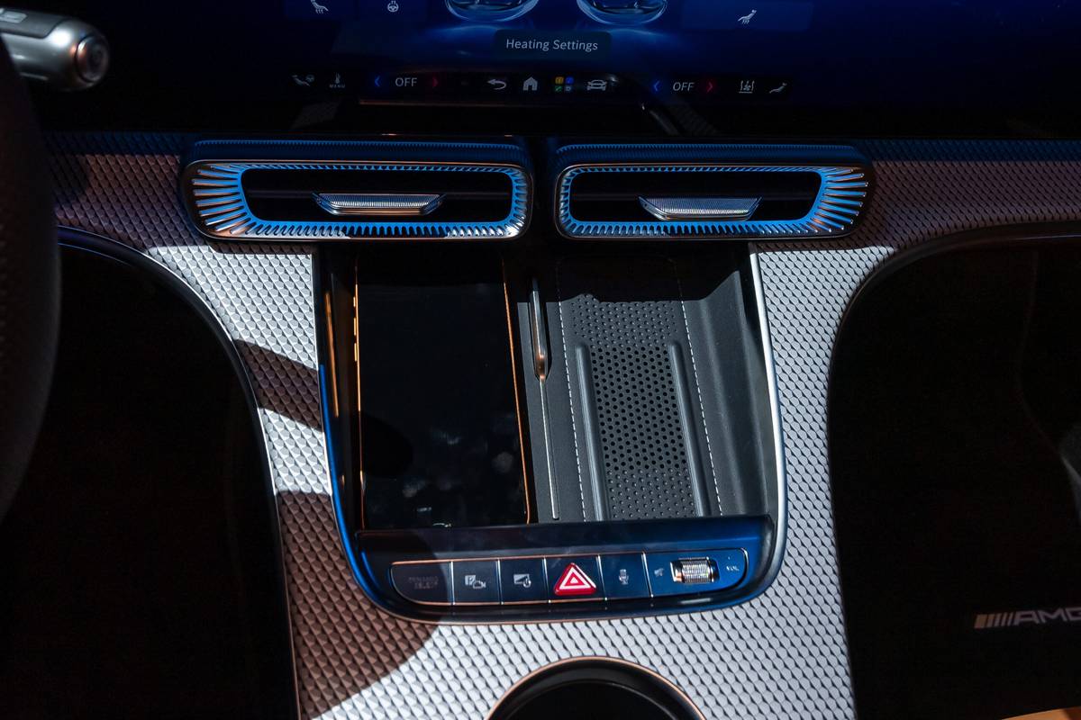 mercedes benz glc with eq technology 2027 27 interior charge pad scaled jpg