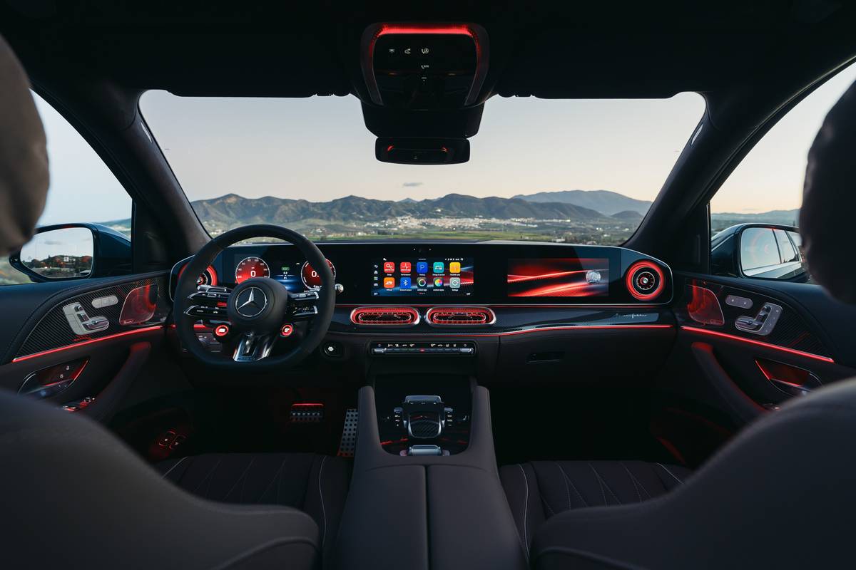 Mercedes-Benz GLE Mid-Size SUV Is Redesigned for 2027 | Cars.com