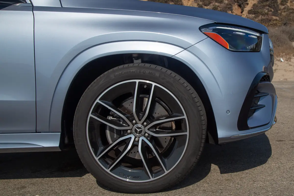 mercedes benz gle 450 coupe 2025 07 exterior wheel scaled jpg