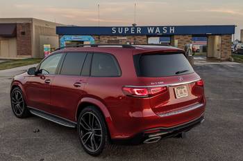The 2020 Mercedes-Benz GLS580 Gets Ready for Its Closeup With Carwash Mode