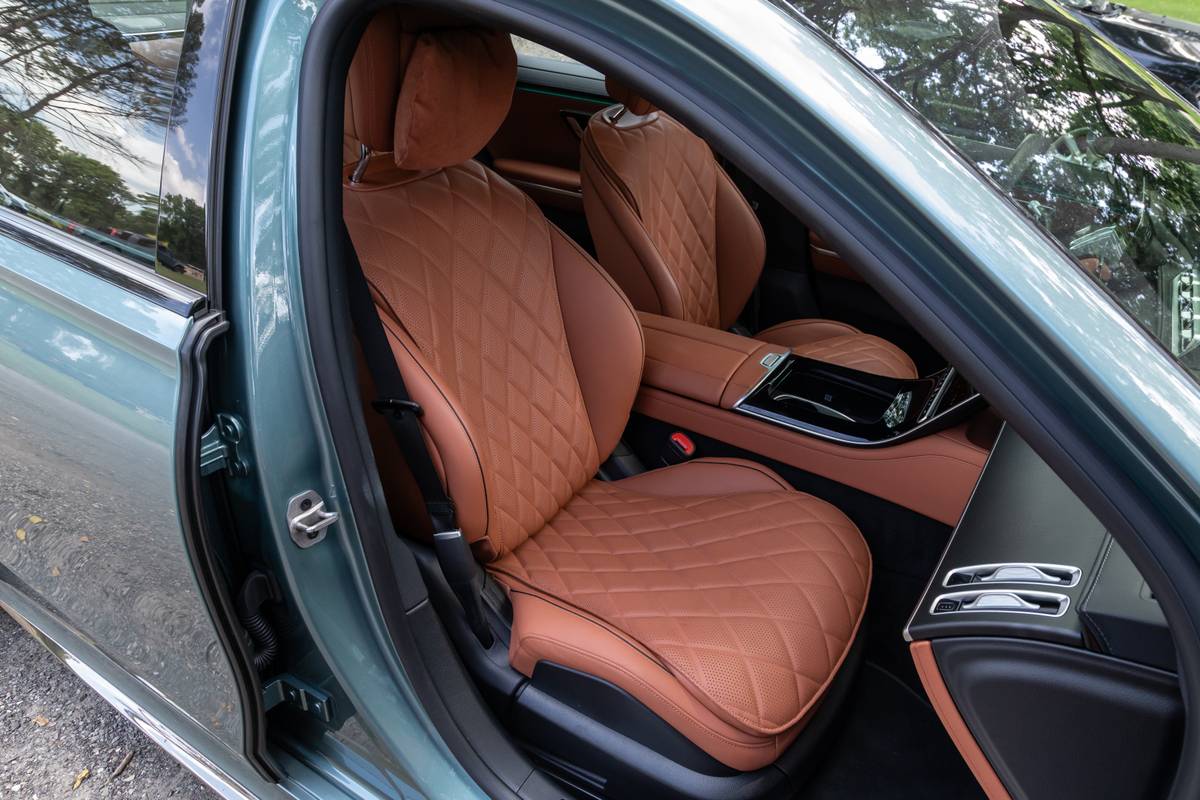 mercedes benz s 580 phev 2025 20 interior front row seat jpg