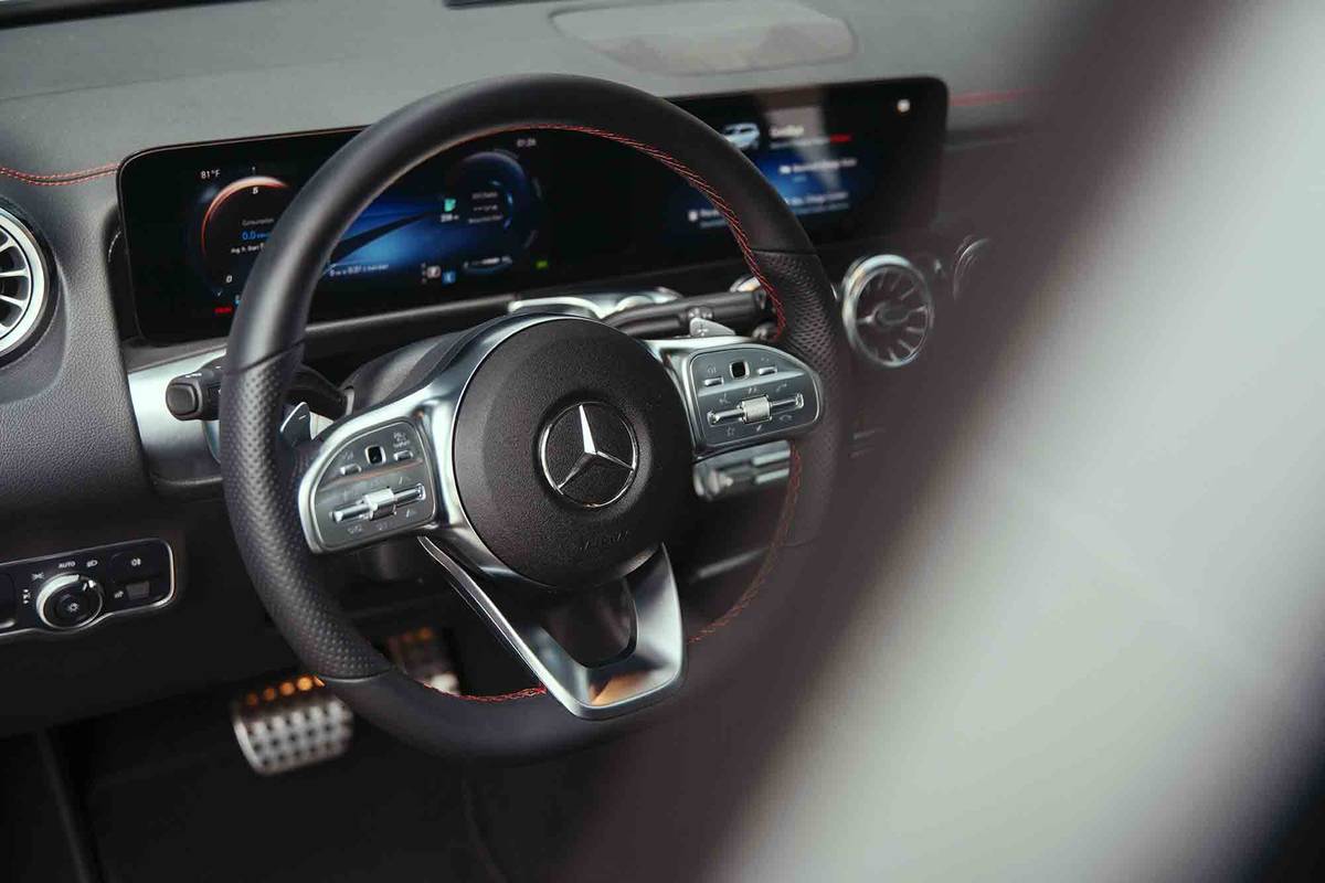 mercedes eq eqb300 interior driver oem jpg