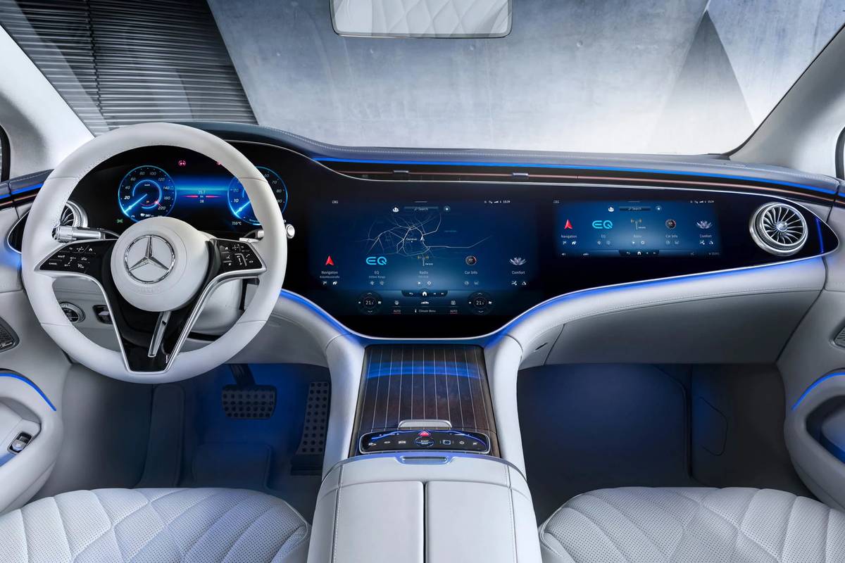 2022 Mercedes-EQ EQS | Manufacturer image