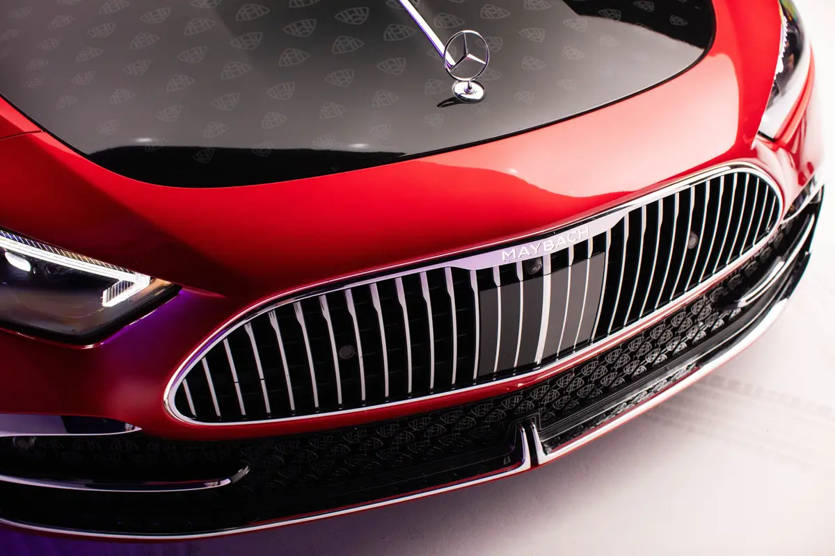 mercedes maybach sl680 2026 10 exterior grille scaled jpg