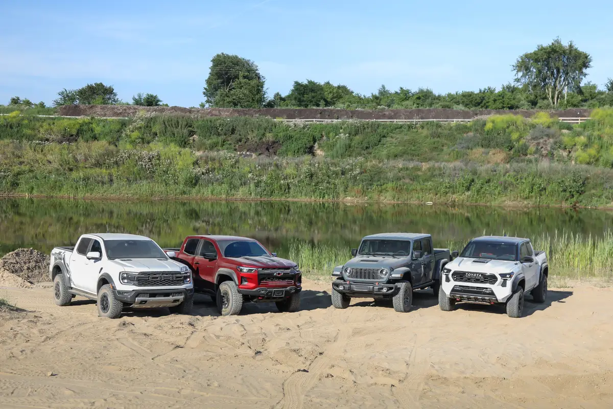 midsize pickup 2025 02 exterior group scaled jpg