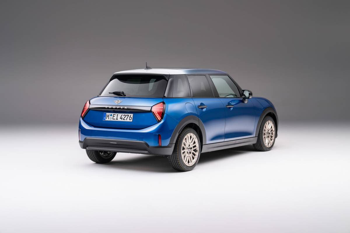 mini cooper 2027 exterior oem 07 jpg