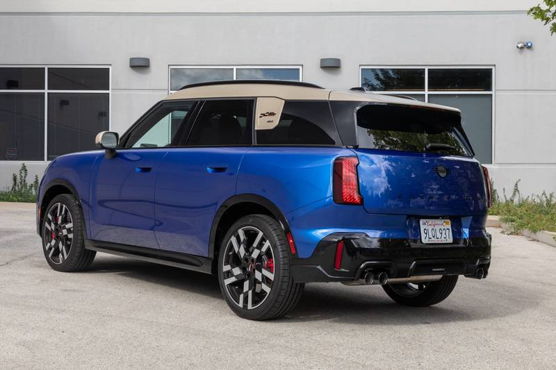 mini-countryman-jcw-all4-2025-11-exterior-rear-angle