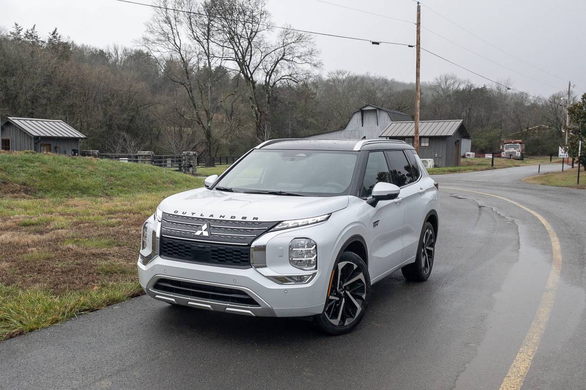 2023 Mitsubishi Outlander PHEV