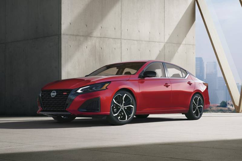 nissan-altima-2027-exterior-oem-01