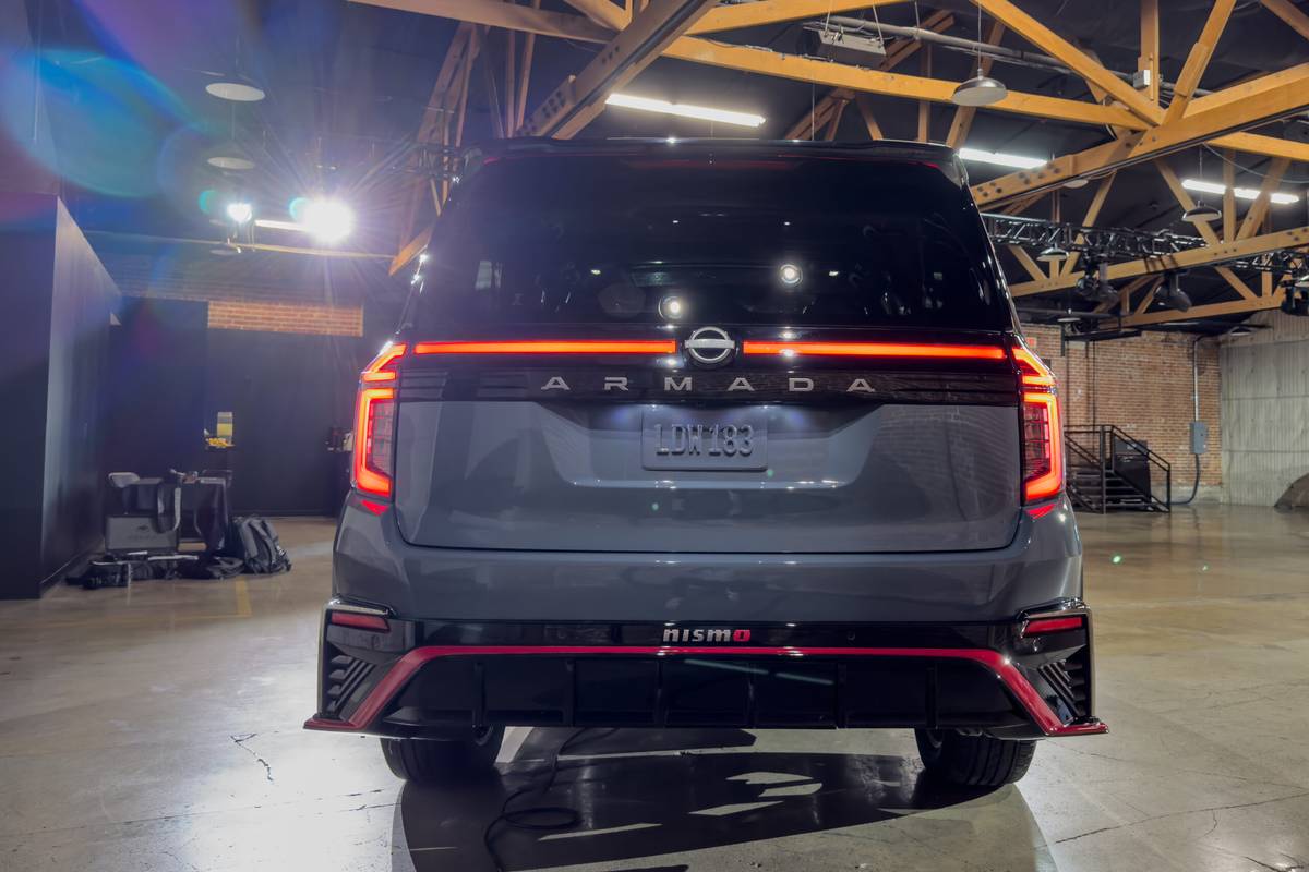 nissan armada nismo 2026 11 exterior rear scaled jpg