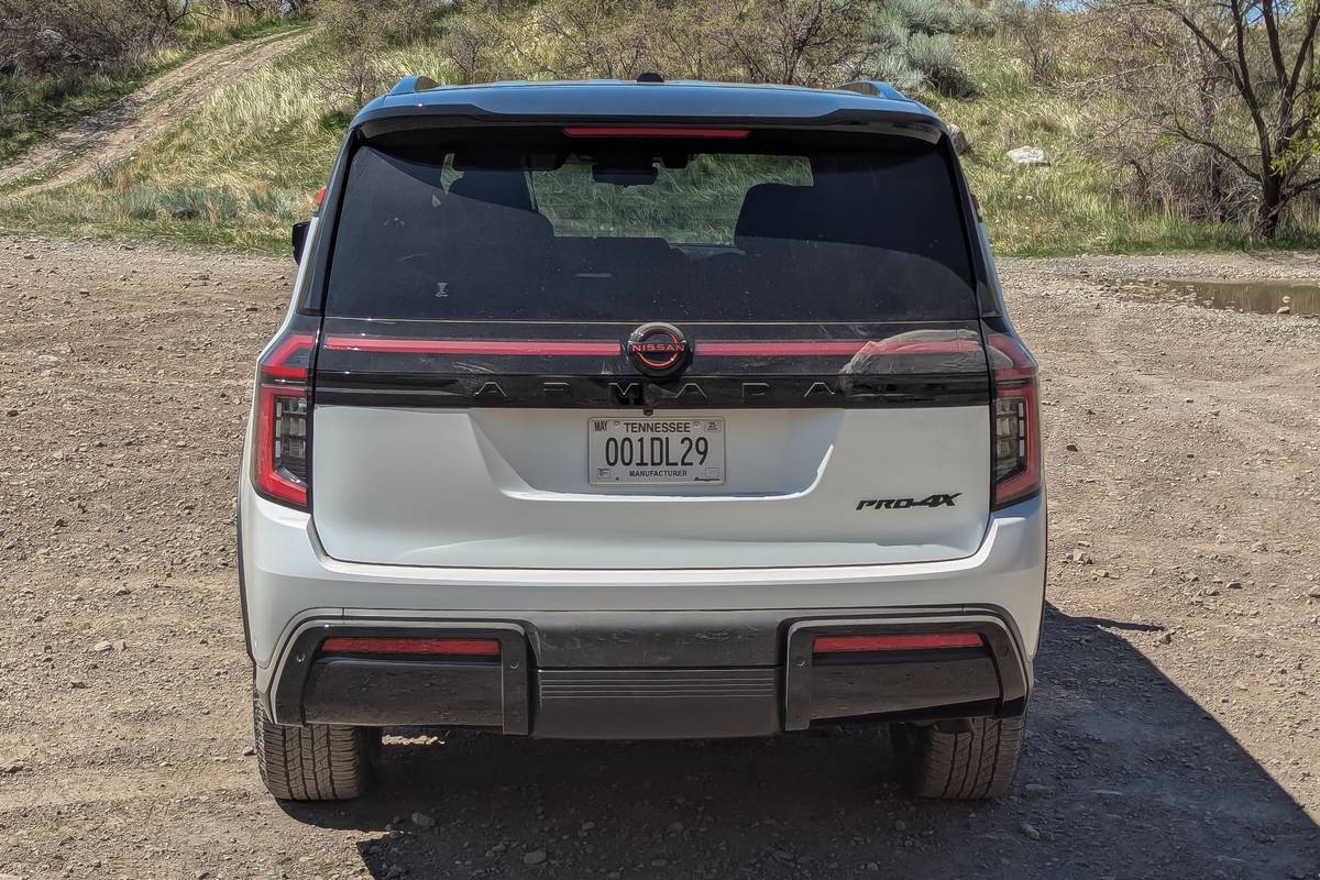 nissan armada pro 4x 2025 06 exterior rear jpg