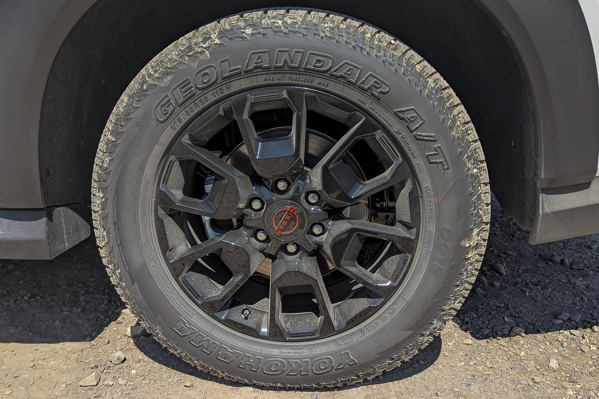 nissan armada pro 4x 2025 07 exterior wheel jpg