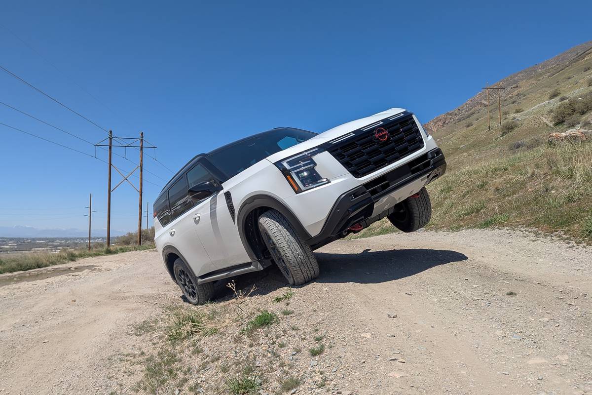 nissan armada pro 4x 2025 12 exterior offroad front angle jpg