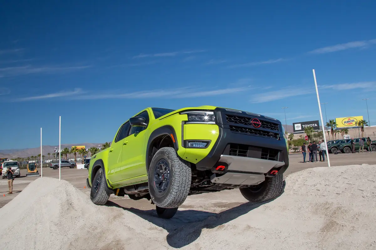 nissan frontier pro 4x 2026 06 exterior offroad front angle scaled jpg