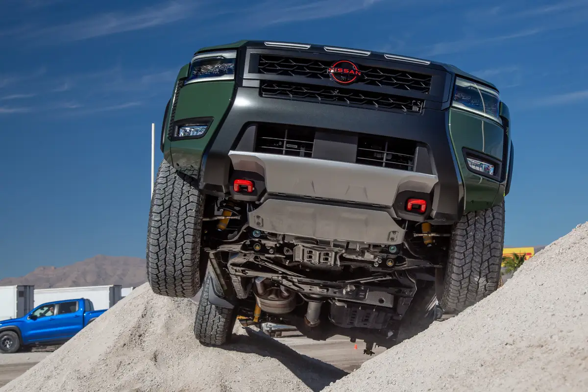 nissan frontier pro 4x 2026 13 exterior offroad front scaled jpg