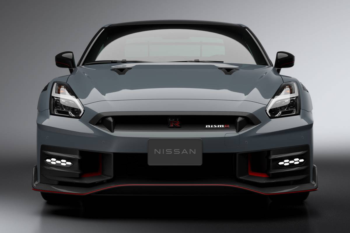 2024 Nissan GT-R T-spec