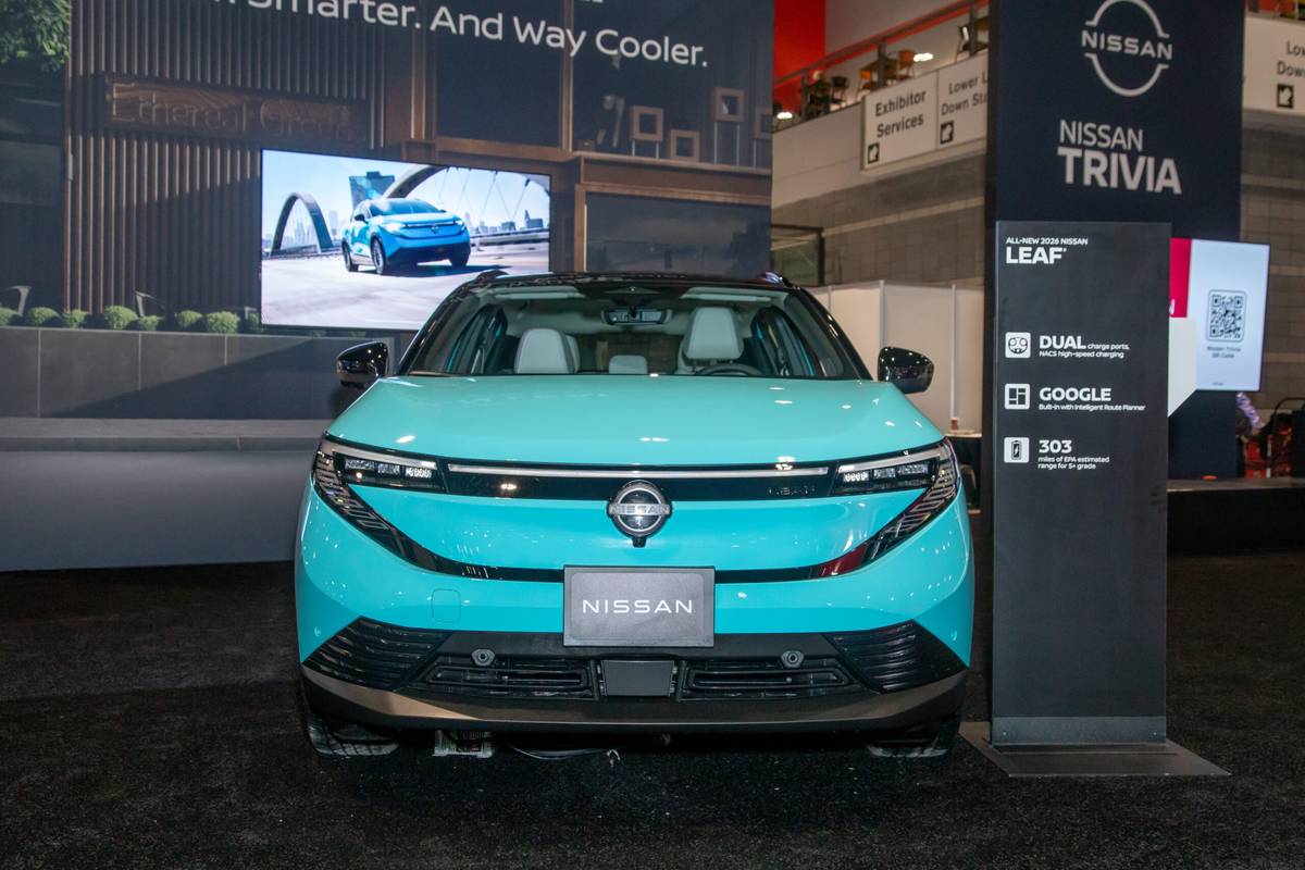 nissan leaf 2026 02 exterior front cas scaled jpg