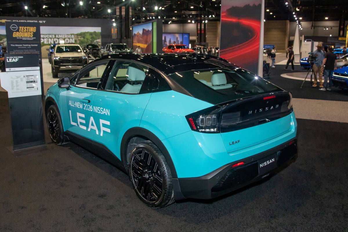 nissan leaf 2026 04 exterior rear angle cas scaled jpg