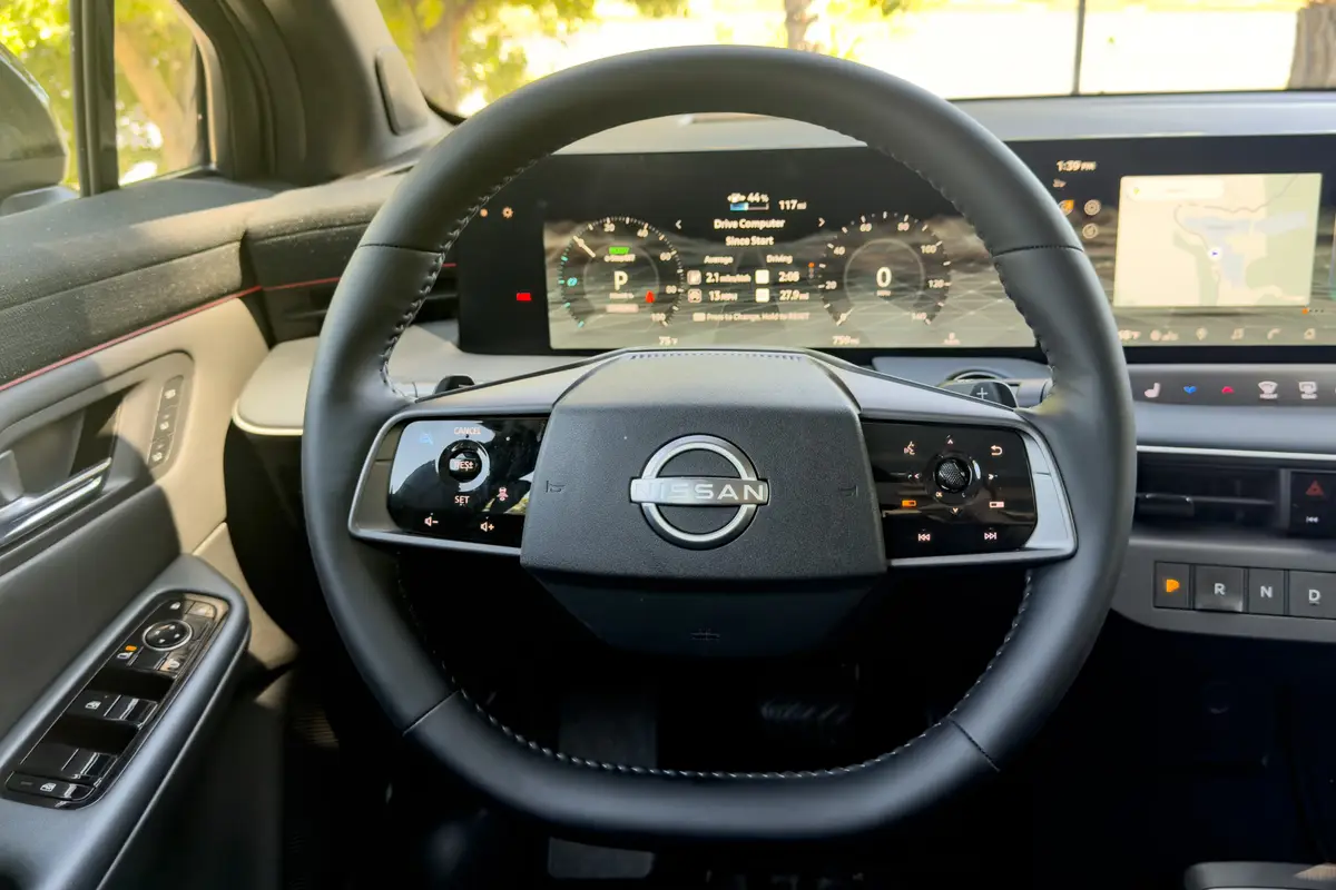 nissan leaf 2026 20 interior steering wheel scaled jpg